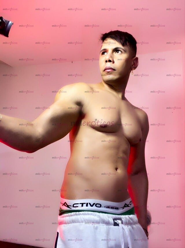 FOTOS DE 23CM VERGA PREÑADORA FULL VOLEO BATIENDO LA LECHE EN TU CULO