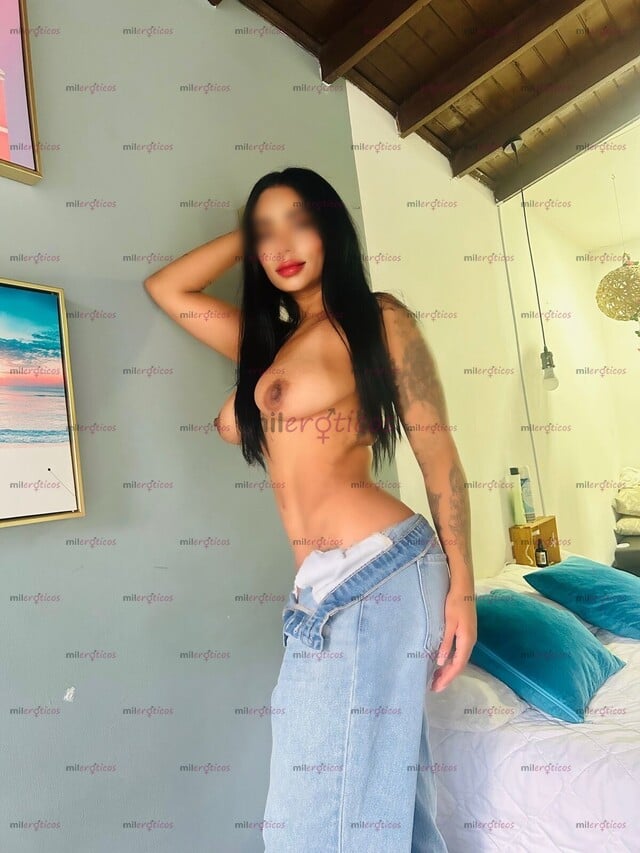 FOTOS DE LINDO CHOCORRAMITO DE CURVAS DE LOCURA Y TETAS PARADAS CON VAGINA BIEN JUGOSA