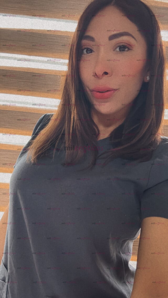 FOTOS DE TERAPEUTA PROFESIONAL, MASAJES RELAJANTES Y DESCONTRACURANTES.