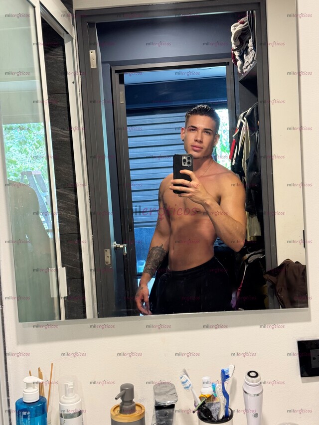 FOTOS DE JOVEN BISEXUAL ACTIVO COLOMBIANO ATRACTIVO