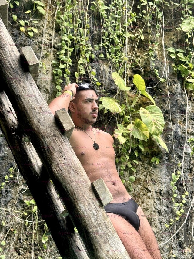 FOTOS DE COLOMBIANO VARONIL DISCRETO MACHO CALIENTE VERGON Y CULÓN