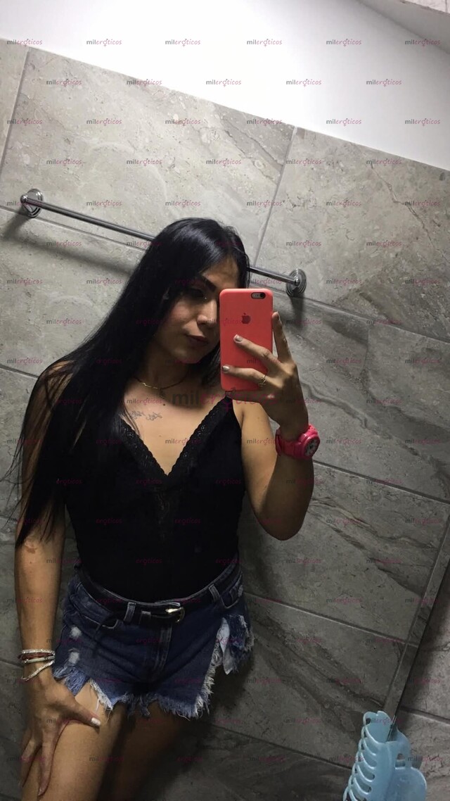 FOTOS DE SOY UNA CHICA TRANS MUY FEMENINA CON CARITA DE ÁNGEL DISPUESTA A COMPLACERTE