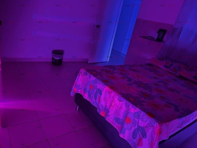 FOTOS DE APARTAMENTO DISPONIBLE EN LAURELES MEDELLÍN A DOS CUADRAS DEL VIVA LAURELES