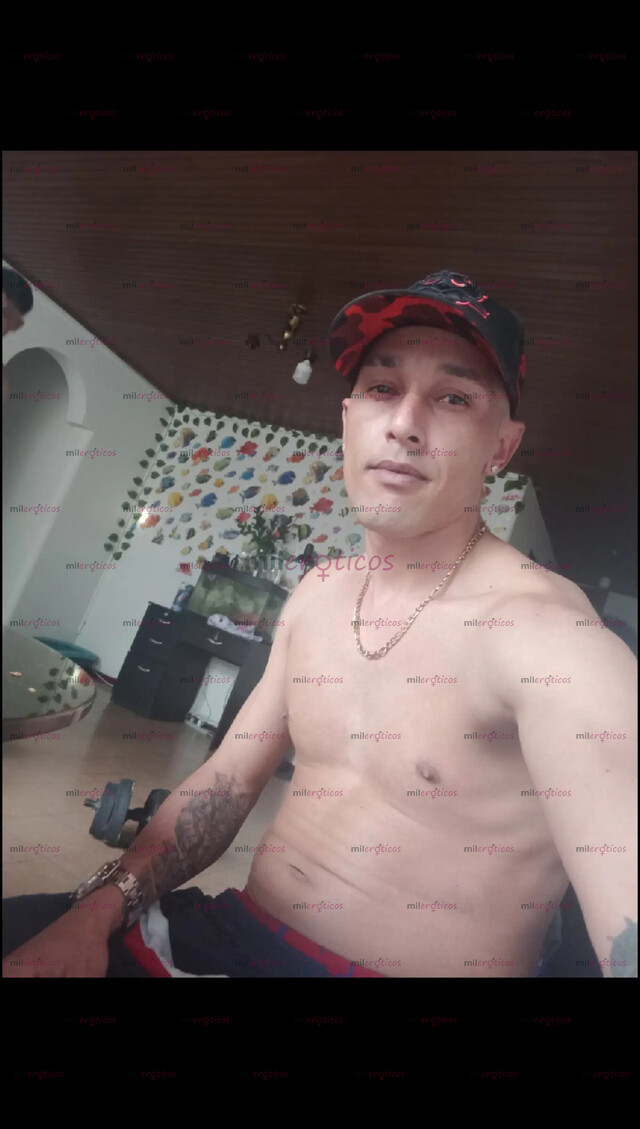 FOTOS DE CHICO DE JOVEN DOTADO MORENO MORBOSO Y COMPLACIENTE 100% ASEADO