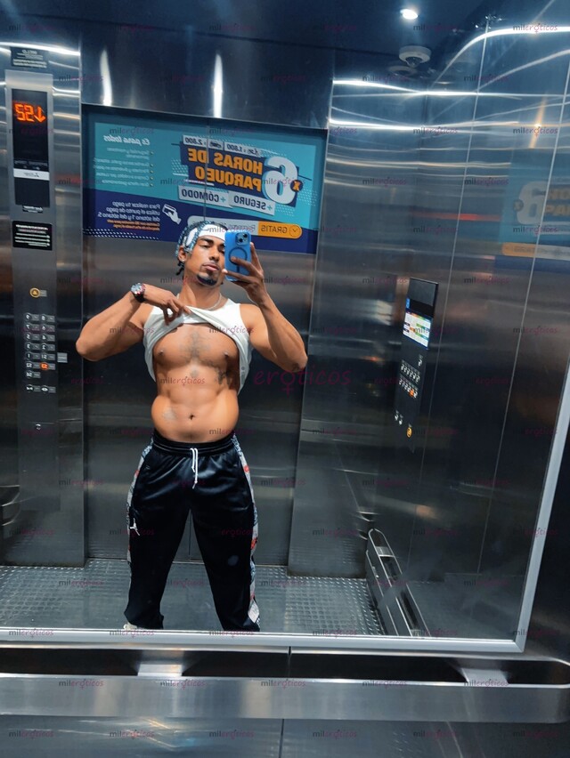 FOTOS DE FOLLON DE CULOS HAMBRIENTOS UBICADO EN MEDELLÍN