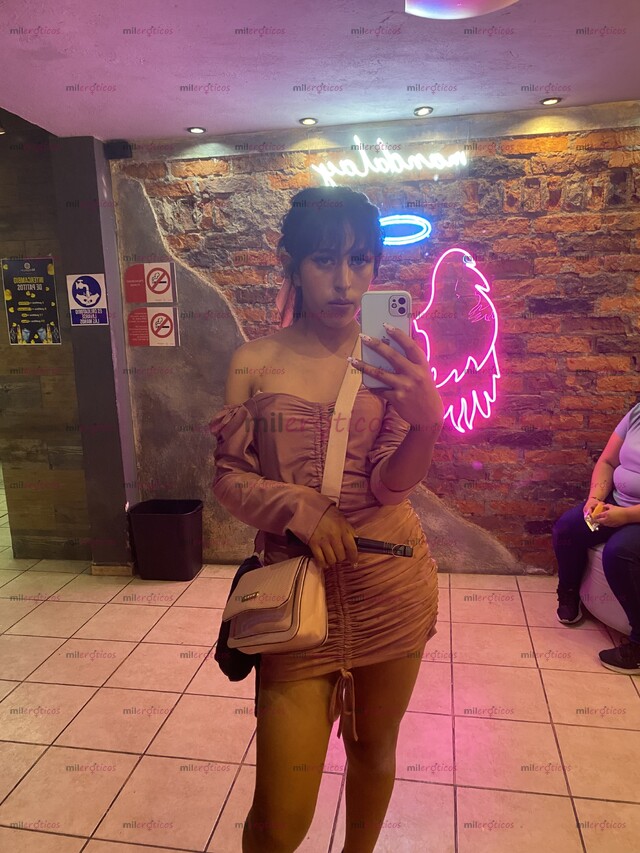 FOTOS DE NIÑA TRANS EN PROCESO, NUEVA EN EL MEDIO