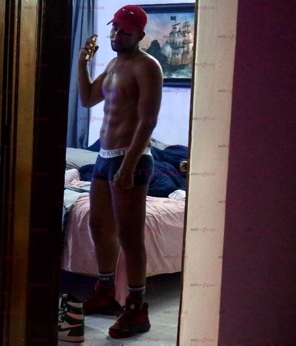 FOTOS DE RECIÉN LLEGADO MORENASO VENEZOLANO LEONARD VENDRÁ A SORPRENDER