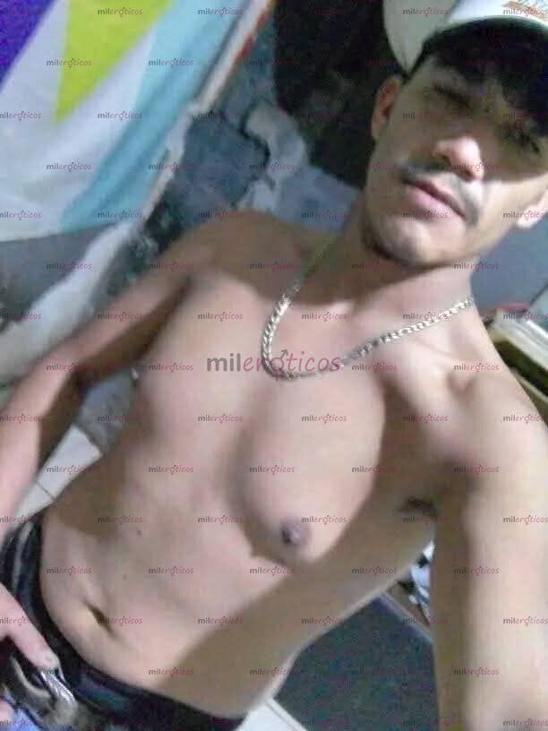 FOTOS DE SOY NUEVO SOY UN CHICO PASIVO Y DISCRETO OFRECIENDO MIS SERVICIOS CONTÁCTAME