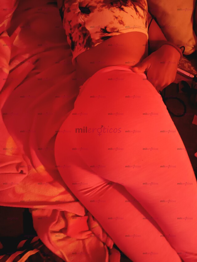 FOTOS DE HOLA SOY ALISON CHAPARRITA DELGADA COJELONA CON BUENA NALGA