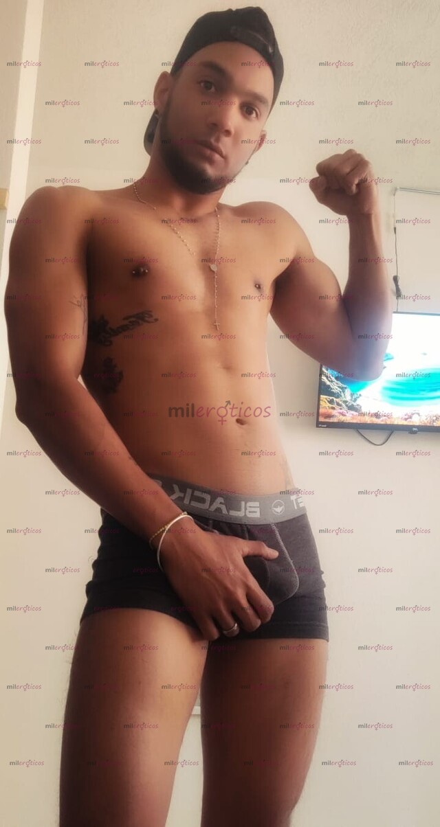 FOTOS DE SCORT LATINO 20 CM DE PLACER CONTÁCTAME POR WHATSAPP Y LA PASAREMOS RICO