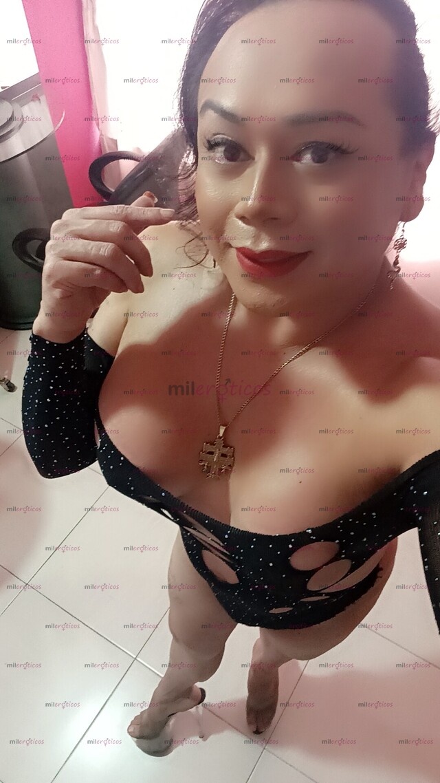 FOTOS DE ANALY PROMO BB PARA EXPRIMIRNOS JUNTOS HASTA LA ÚLTIMA GOTA BEBÉ