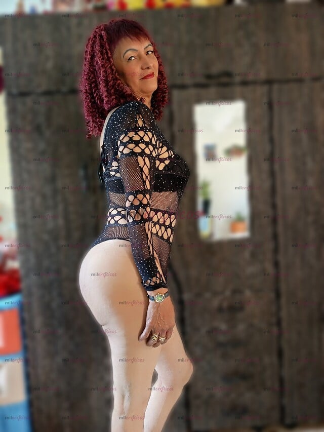 FOTOS DE HOLA DOY MARTA UNA CHICA DISPUESTA A COMPLACERTE EN TUS DESOS SEXUALES Y FETICHE