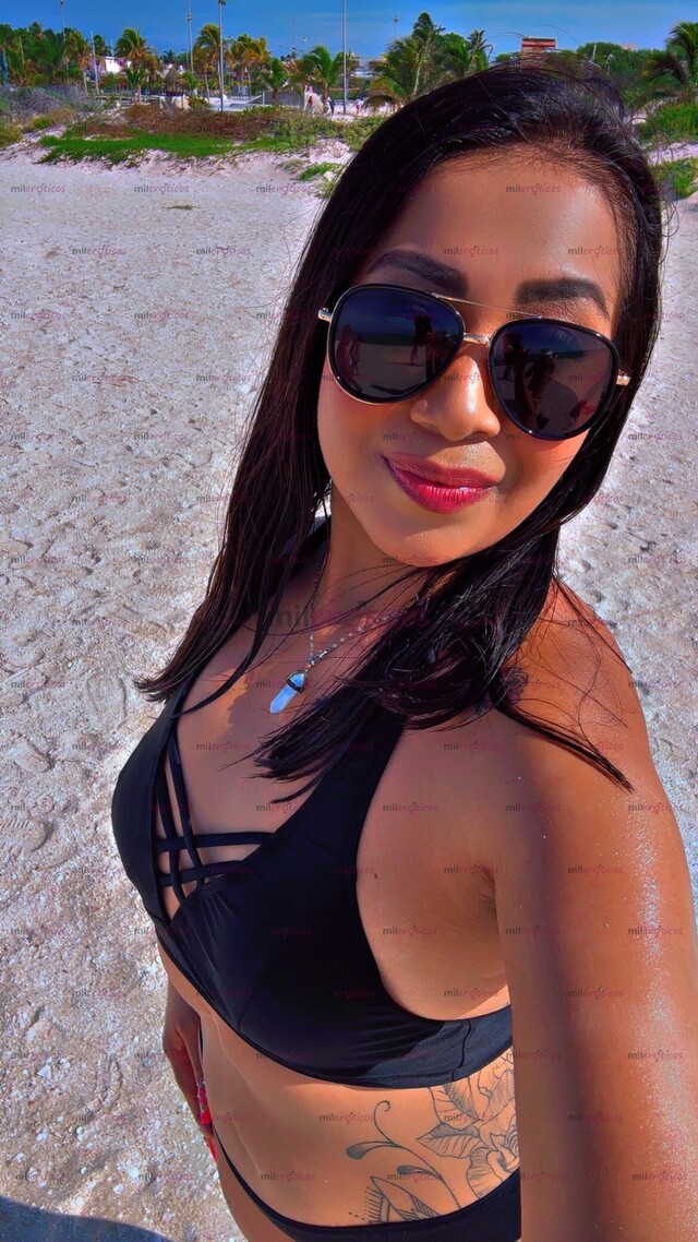 FOTOS DE SOY LA MUJER DE TUS FANTASÍAS, GARGANTA PROFUNDA Y NALGAS PERFECTAS.