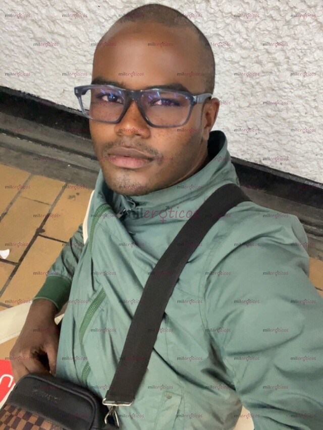 FOTOS DE VENEZOLANO CON UNA BUENA VERGA PREÑADORA