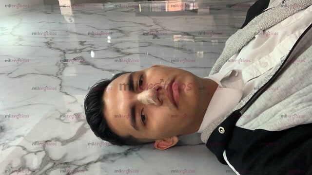 FOTOS DE CHICO EXTROVERTIDO Y COQUETO PASIVO CON GANAS DE DISFRUTAR RICO
