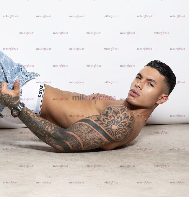 FOTOS DE 25 VIP .PASAR UN COLOMBIANO 25 BUEN RATO ATENTO Y EXCLUSIVO TRATO .