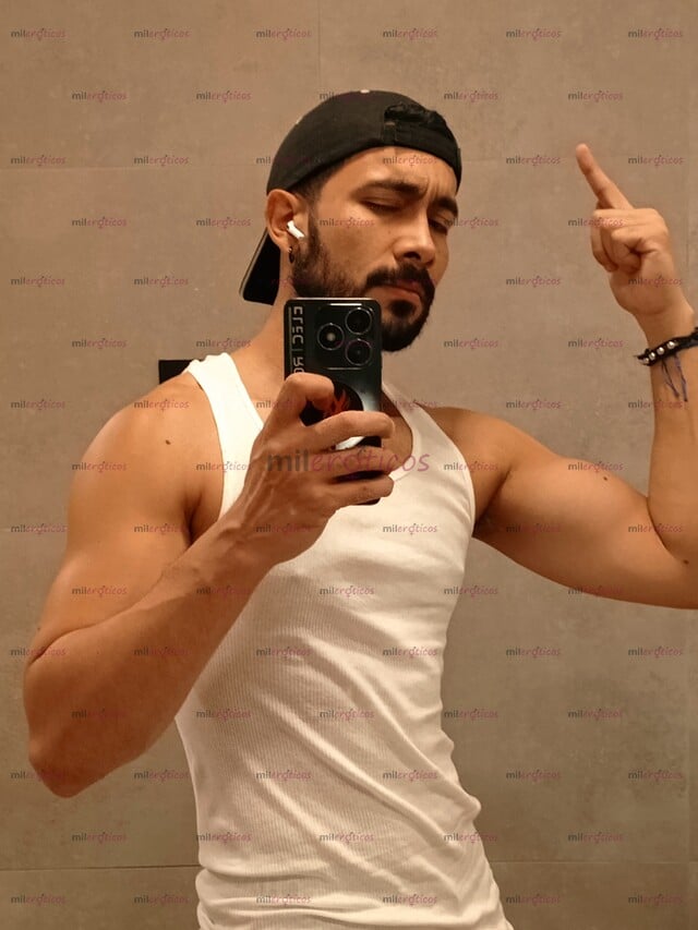 FOTOS DE JOVEN VARONIL Y MASCULINO MORBOSO VERSATIL VERGON PARA COMPLACERTE