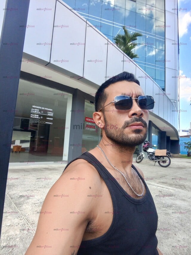 FOTOS DE JOVEN VARONIL Y MASCULINO MORBOSO VERSATIL VERGON PARA COMPLACERTE