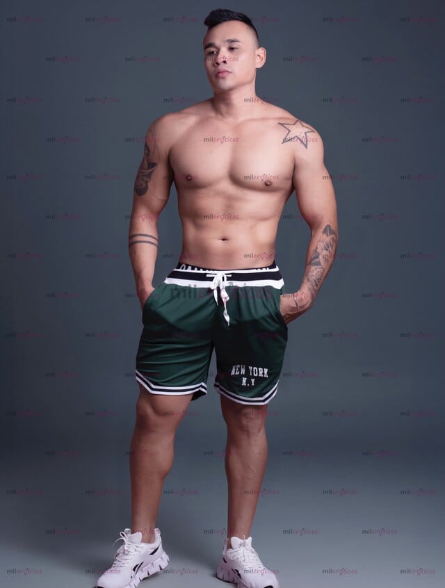 FOTOS DE NUEVO NÚMERO! EDGAR ALTO, GUAPO, ATLÉTICO Y VERGON.