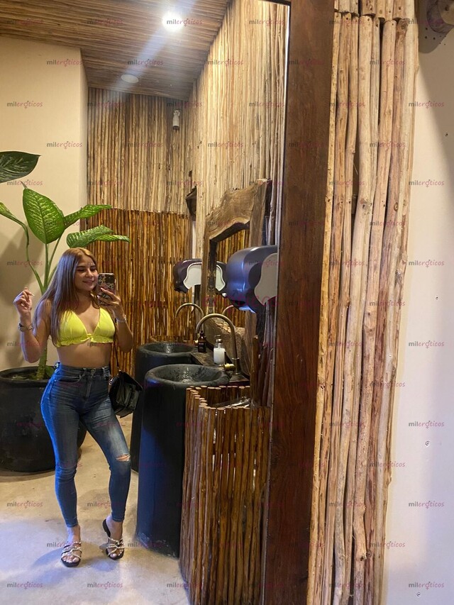 FOTOS DE HERMOSA BEBE PAISA MONITA19 AÑOS VAGINA ROSADITA Y MOJADITA