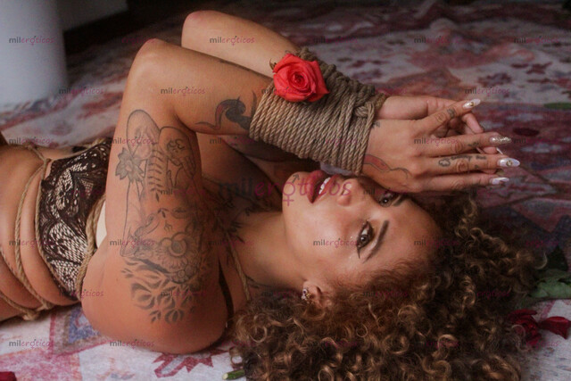 FOTOS DE RECONECTA CONTIGO A TRAVÉS DE UN MASAJE TÁNTRICO