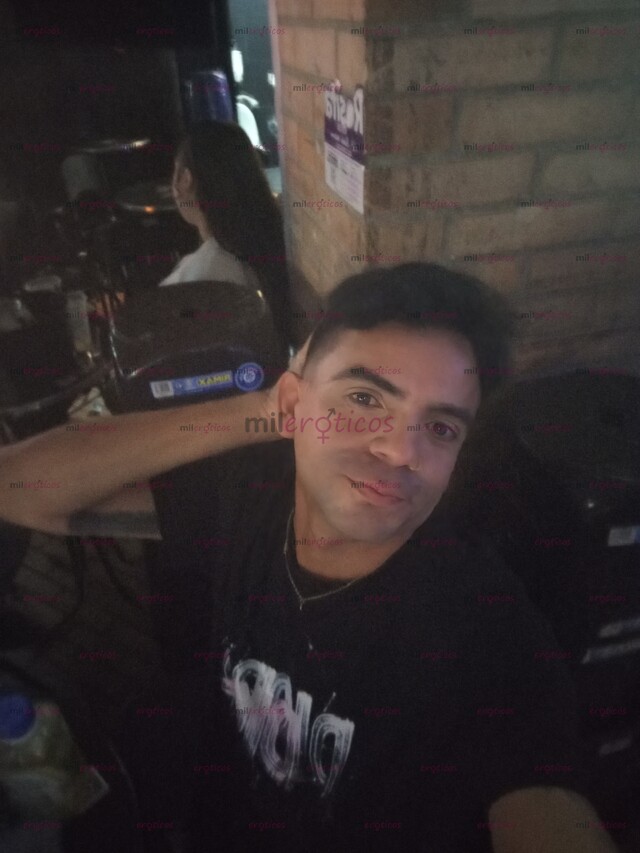 FOTOS DE CHICO MUY BIEN PRESENTADO HACE MASAJE A DOMICILIO Y CON SITIO