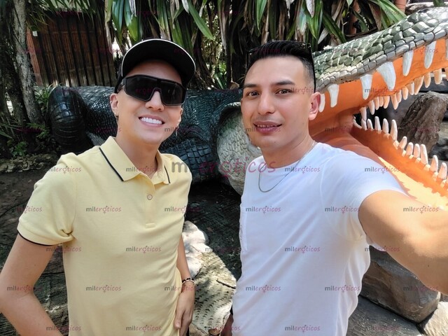 FOTOS DE 2 GUYS LOOKING TO LIVE UNFORGETTABLE MOMENTS