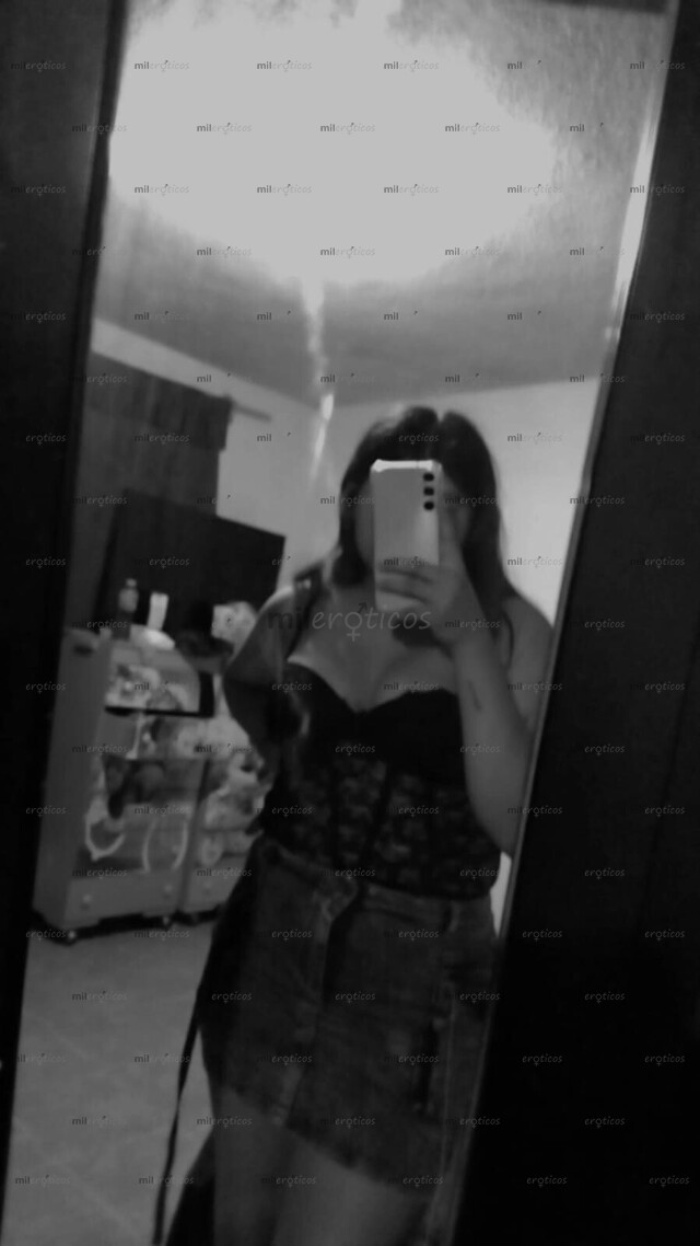 FOTOS DE HOLA BEBÉ SOY DENISSE BONITA Y MUY CALIENTE VEN TE COMPLAZCO BB