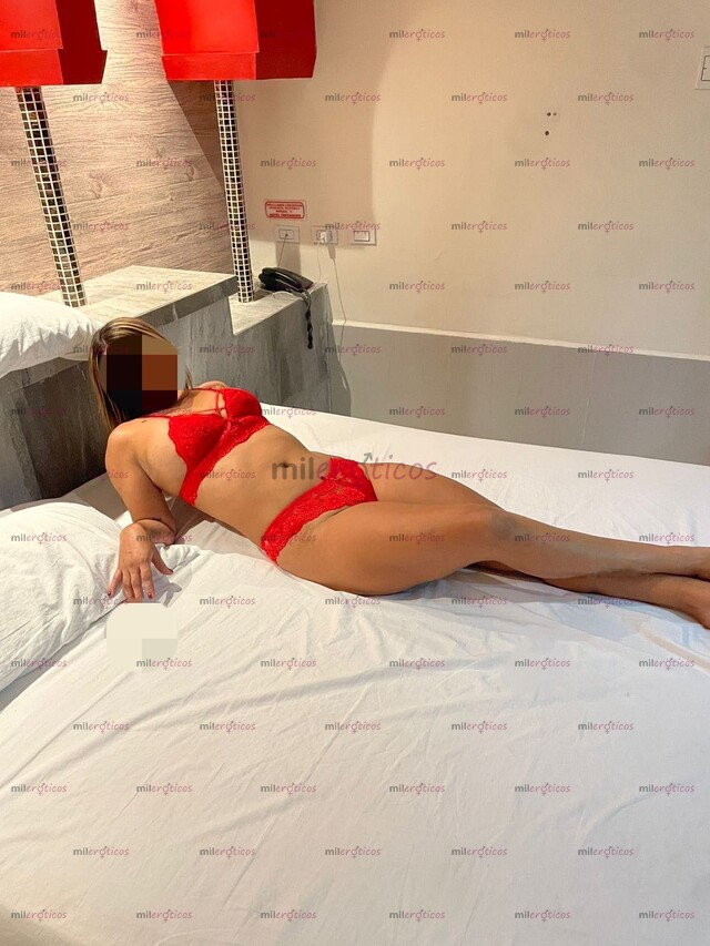 FOTOS DE ARDIENTE UNIVERSITARIA ANSIOSA DE LLENARTE DE MUCHO PLACER DISPO 24H