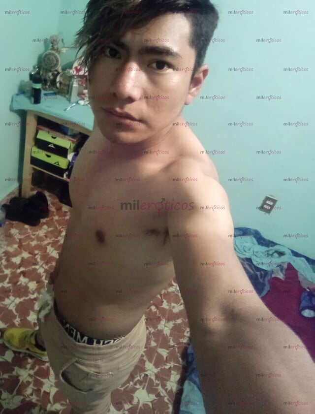 FOTOS DE ME LLAMO AARÓN SOY PASIVO Y TENGO UN RICO CULO