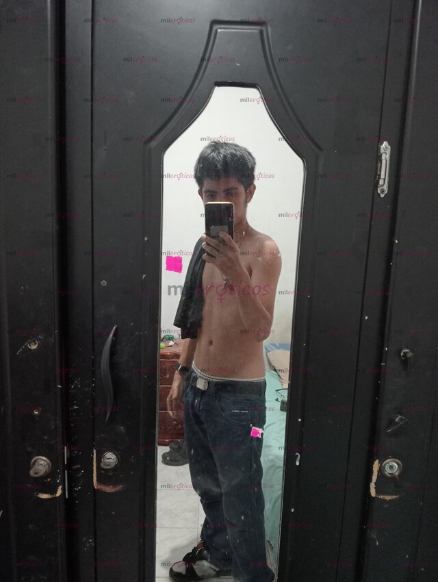 FOTOS DE JOSÉ, CHICO DISPUESTO A HACER MUCHAS COSAS