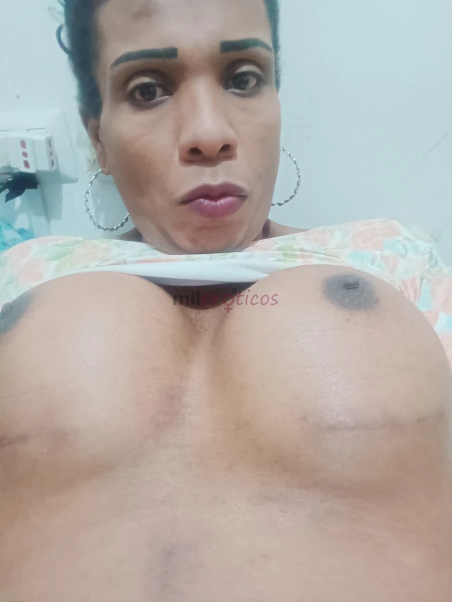 Les ofresco un buen servicio besitos d pololos caricias chupadita beso negro garganta profunda lluvia dorada y blanca fetiches y mas voy tmb a domicil...