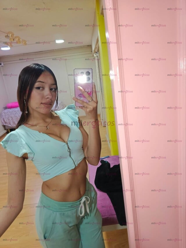 FOTOS DE DELGADITA TETONA NATURAL, CUERPAZO COLOMBIANA EN VIDEOLLAMADA