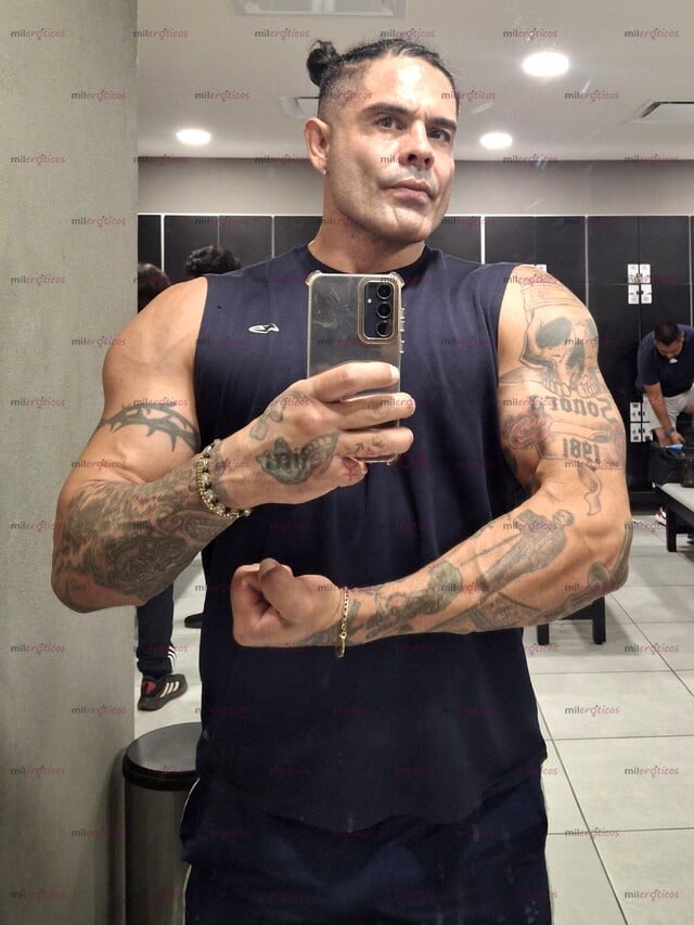FOTOS DE HOMBRE MACHO FIT CUERPAZO VERGOTA ENORME