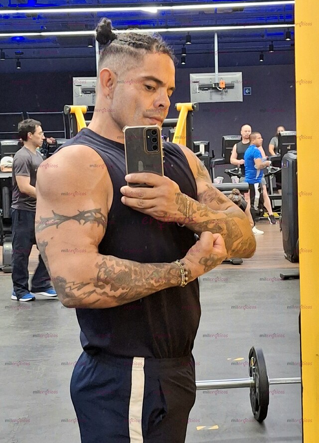 FOTOS DE HOMBRE MACHO FIT CUERPAZO VERGOTA ENORME