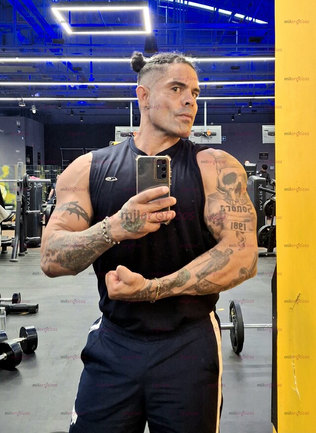 FOTOS DE HOMBRE MACHO FIT CUERPAZO VERGOTA ENORME