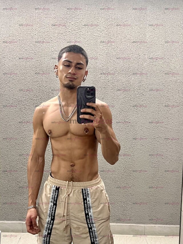 FOTOS DE TWUNK JOVEN MUSCULOSO, GUAPO DELGADO Y MARCADO, CULO RICO