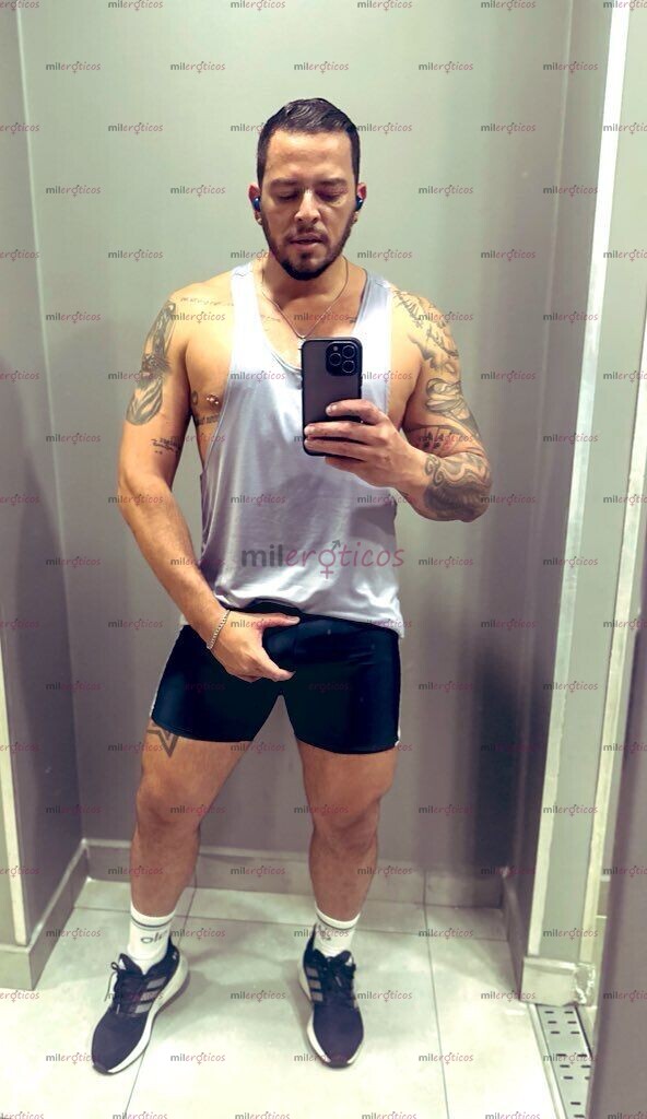 FOTOS DE SOY UN MAN BISEXUAL MORBOSO ARRECHO Y DOMINANTE