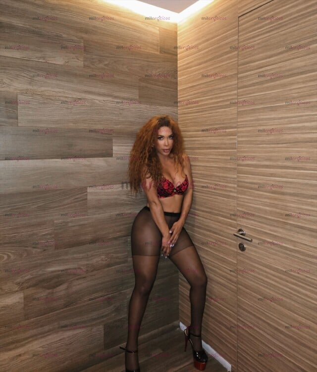FOTOS DE MUÑEQUITA MORENITA. QUIERO SER TU PUTITA PASIVA CULONA Y TETONA
