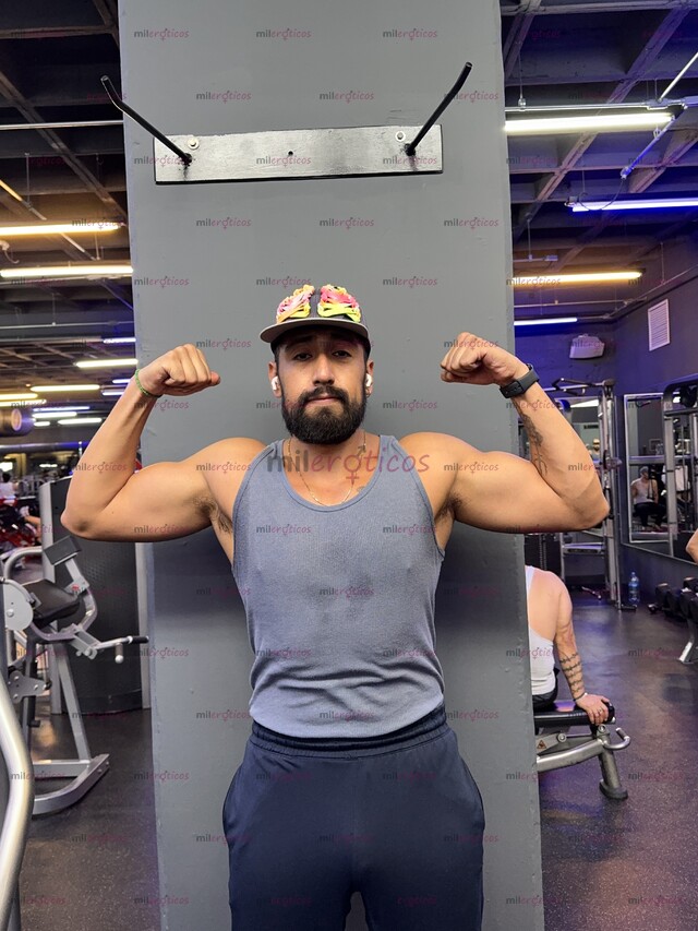 FOTOS DE AZC CHACAL CALIENTE CON LECHE ESPESA Y CALIENTE PARA AVENTARLA