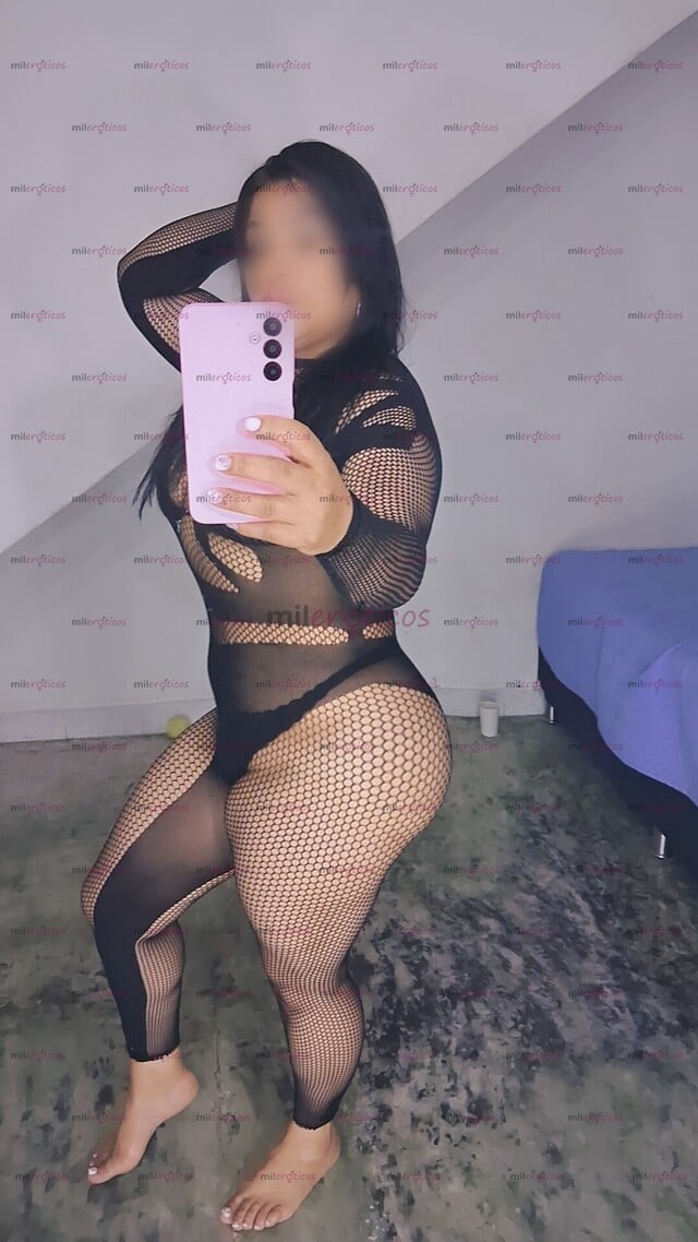 FOTOS DE CAMILA VETERNA RICA CULONA DELICIOSA Y MUY CALIENTE DESEOSA DE SEXO