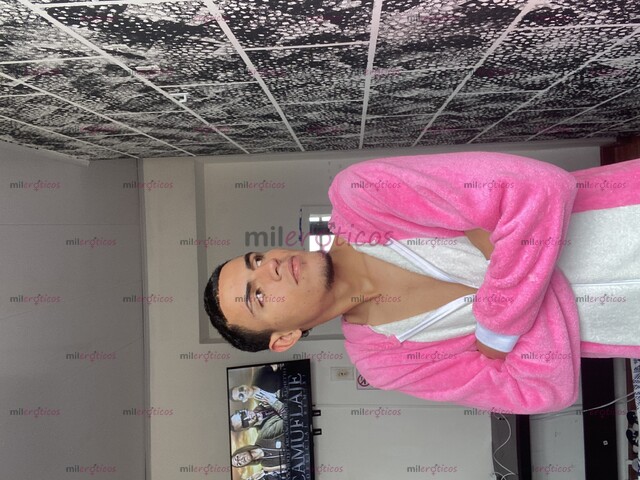 FOTOS DE DISPONIBLE EN TU CIUDAD POLLO VERGA GRUESA LECHERO VERSÁTIL CALIENTE