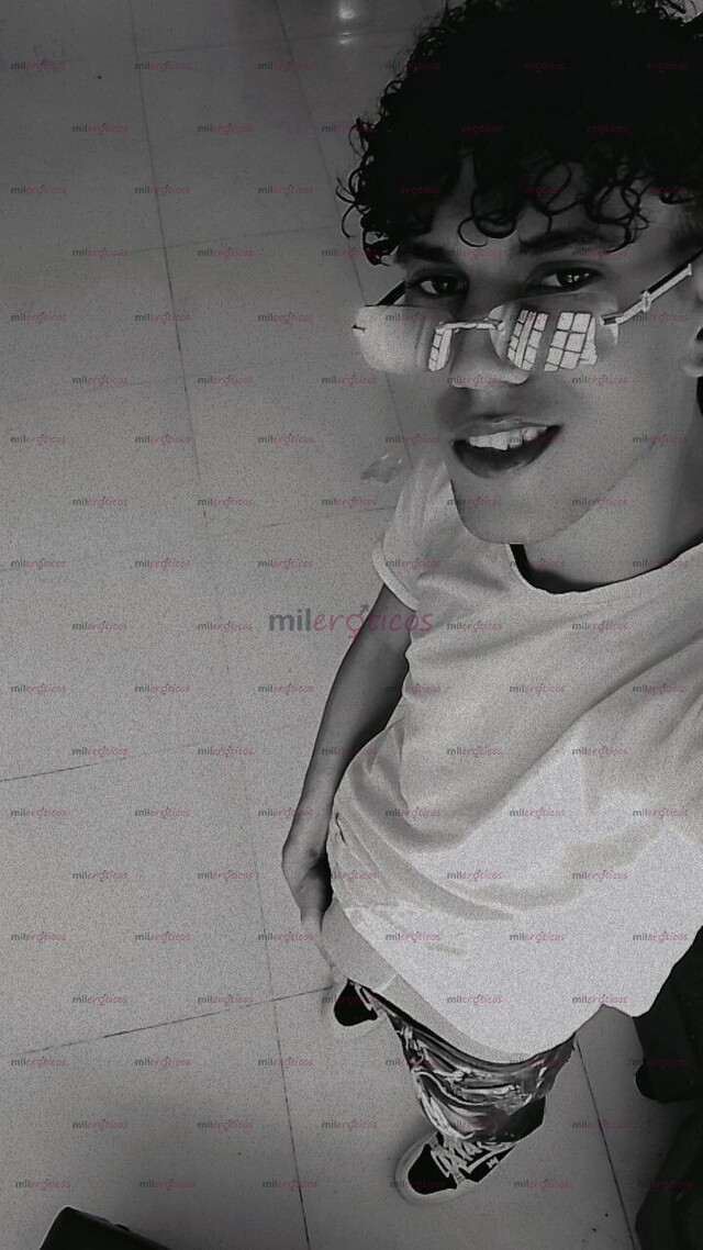 FOTOS DE HOLA SOY UN CHICO EXTROVERTIDO QUE PUEDE CUMPLIR TUS DESEOS