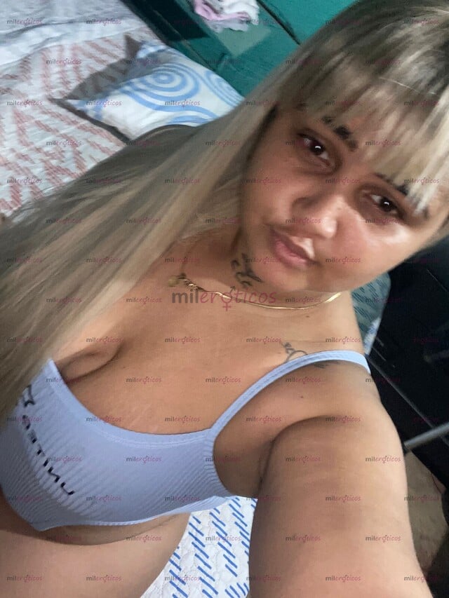 FOTOS DE SEXY CHICA , DE BUENAS CURVAS SEXO HÚMEDO Y APRETADO
