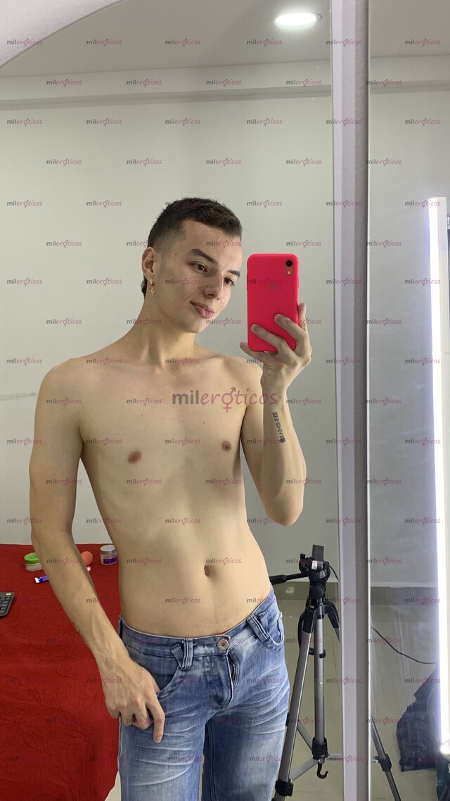 FOTOS DE 1.0 0 HORA VERSÁTIL , CALIENTE Y ARRECHO, SIN SITIO