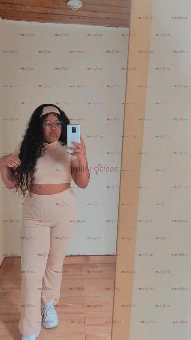 FOTOS DE HOLA AMOR MUCHO GUSTO SOY VICTORIA, UNA NIÑA MUY COMPLACIENTE LLÁMAME
