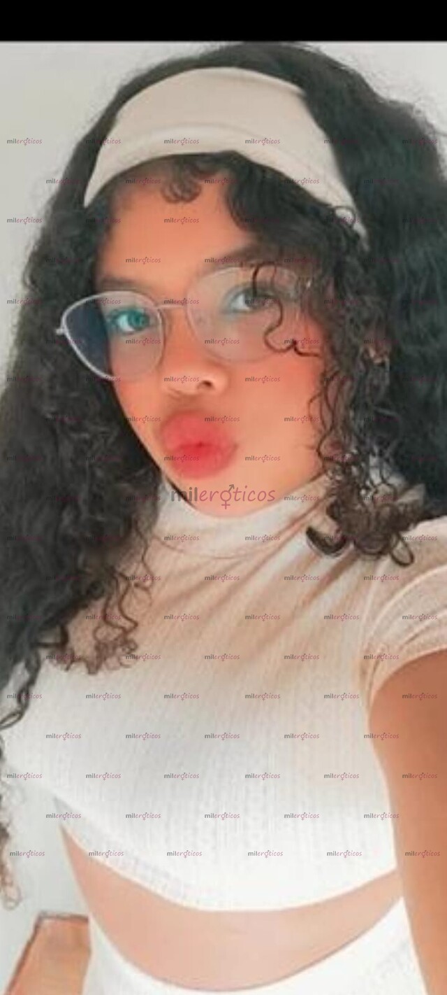 FOTOS DE HOLA AMOR MUCHO GUSTO SOY VICTORIA, UNA NIÑA MUY COMPLACIENTE LLÁMAME
