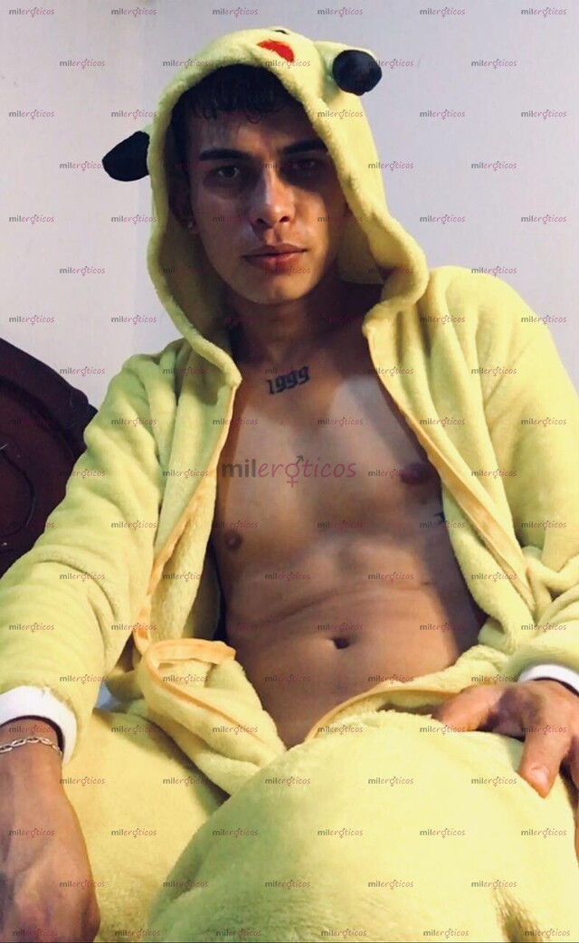 FOTOS DE CRISTIAN JOVEN DESCOMPLICADO SERIO JUGUETON CONTACTAME