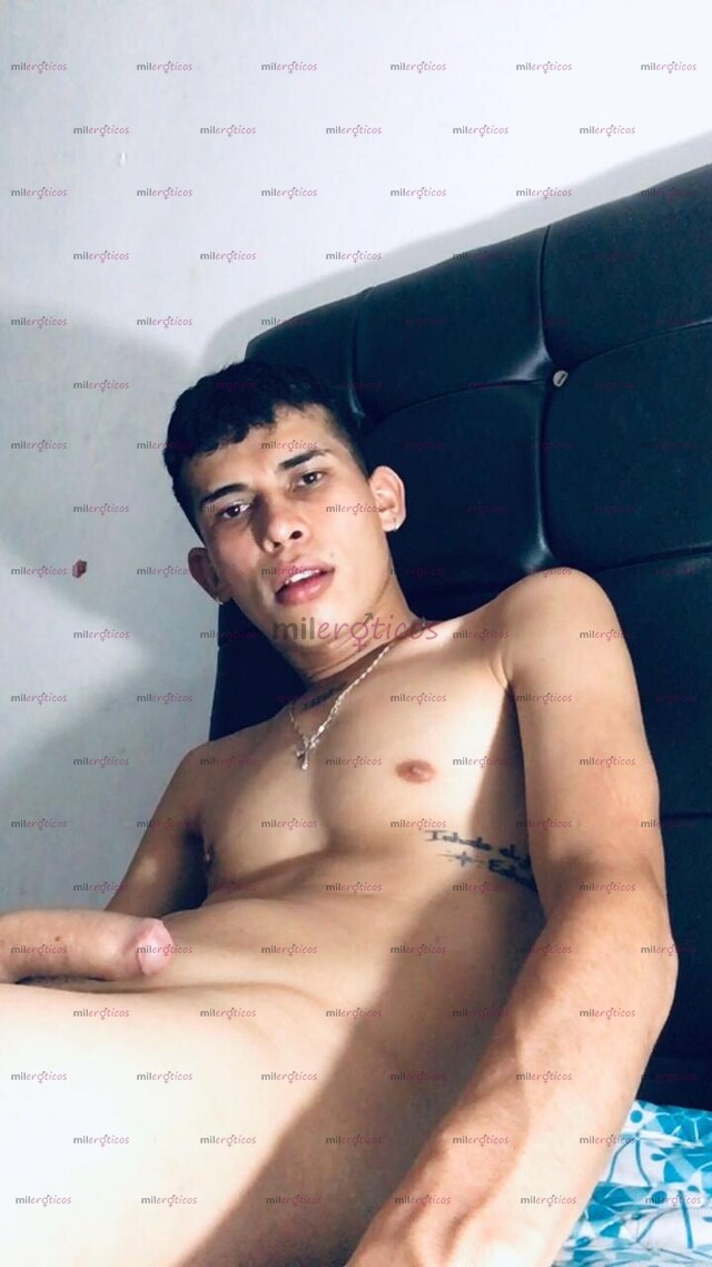 FOTOS DE CRISTIAN JOVEN DESCOMPLICADO SERIO JUGUETON CONTACTAME