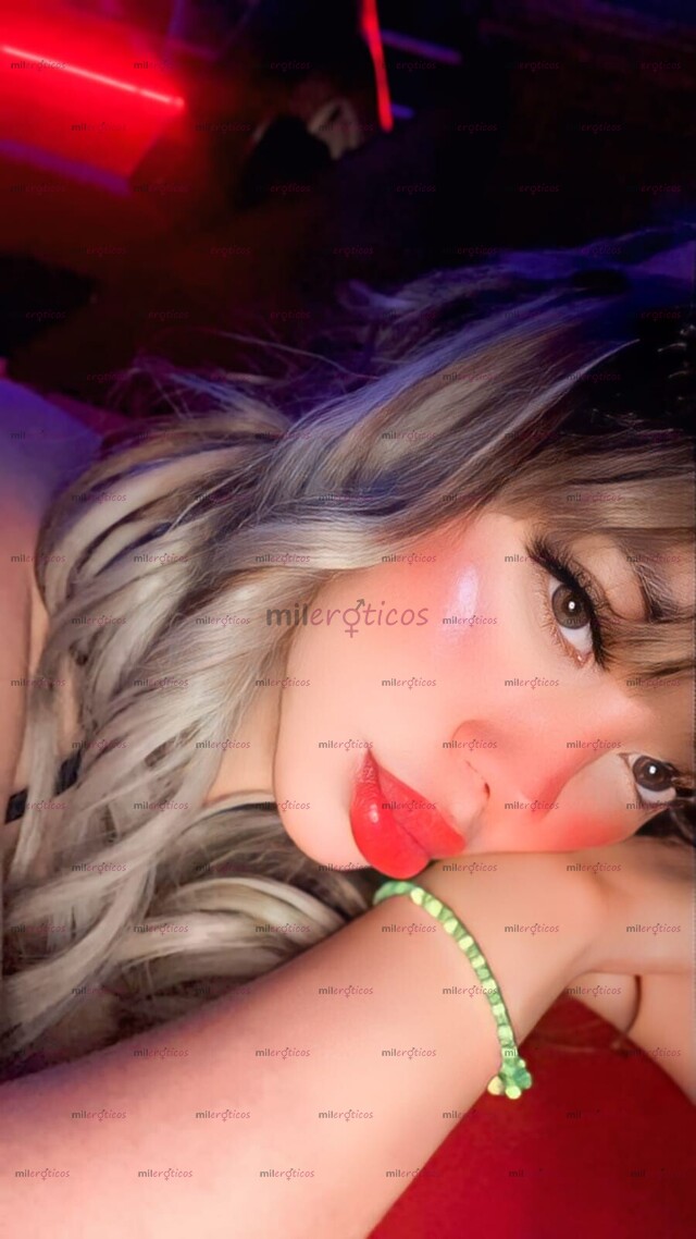 FOTOS DE HOLA AMOR ME LLAMO PAOLA UNA BELLA SCORT HERMOSA DE PIE A CABEZA
